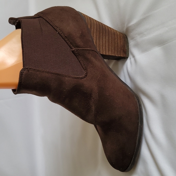ALDO Ankle Booties - Picture 15 of 16